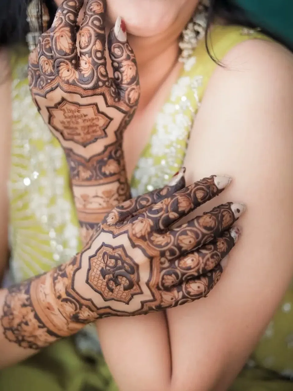 Full Hand Mehndi Design with Figures