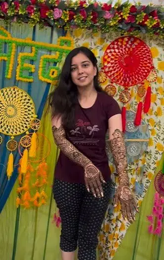 full hand mehndi design