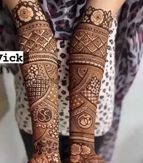 back hand mehndi design