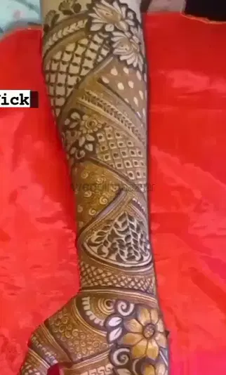 heart full hand mehndi design