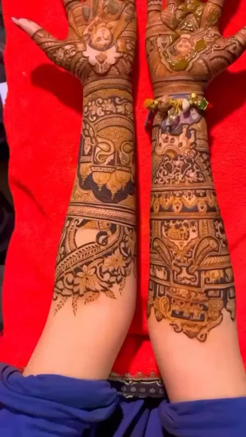 figure foot mehndi design