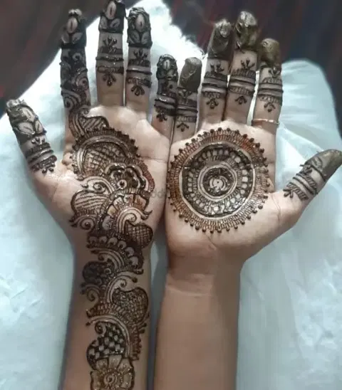 circle mehndi design