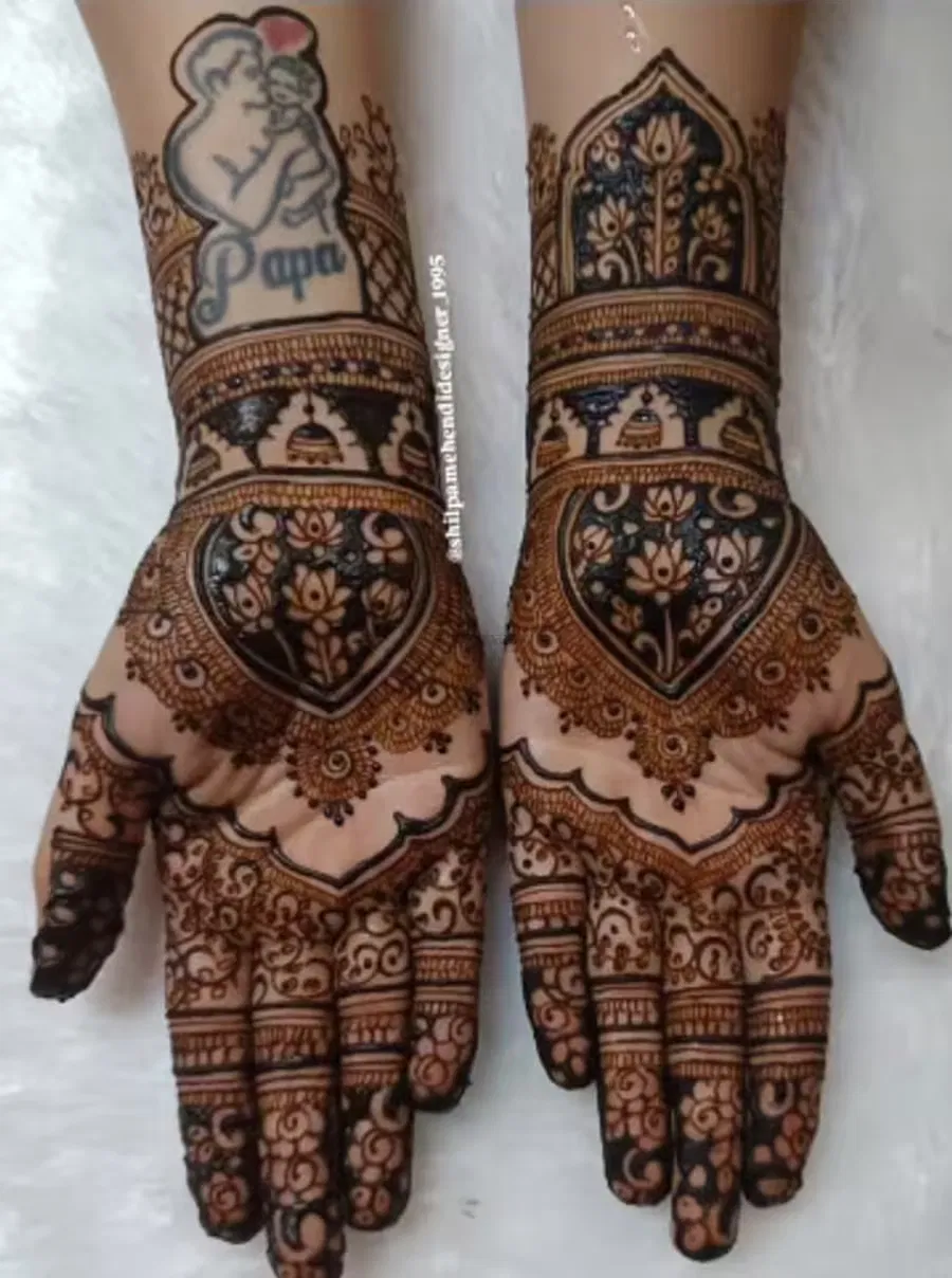 Full Hand Mehndi Design with Figures and Hearts (7)