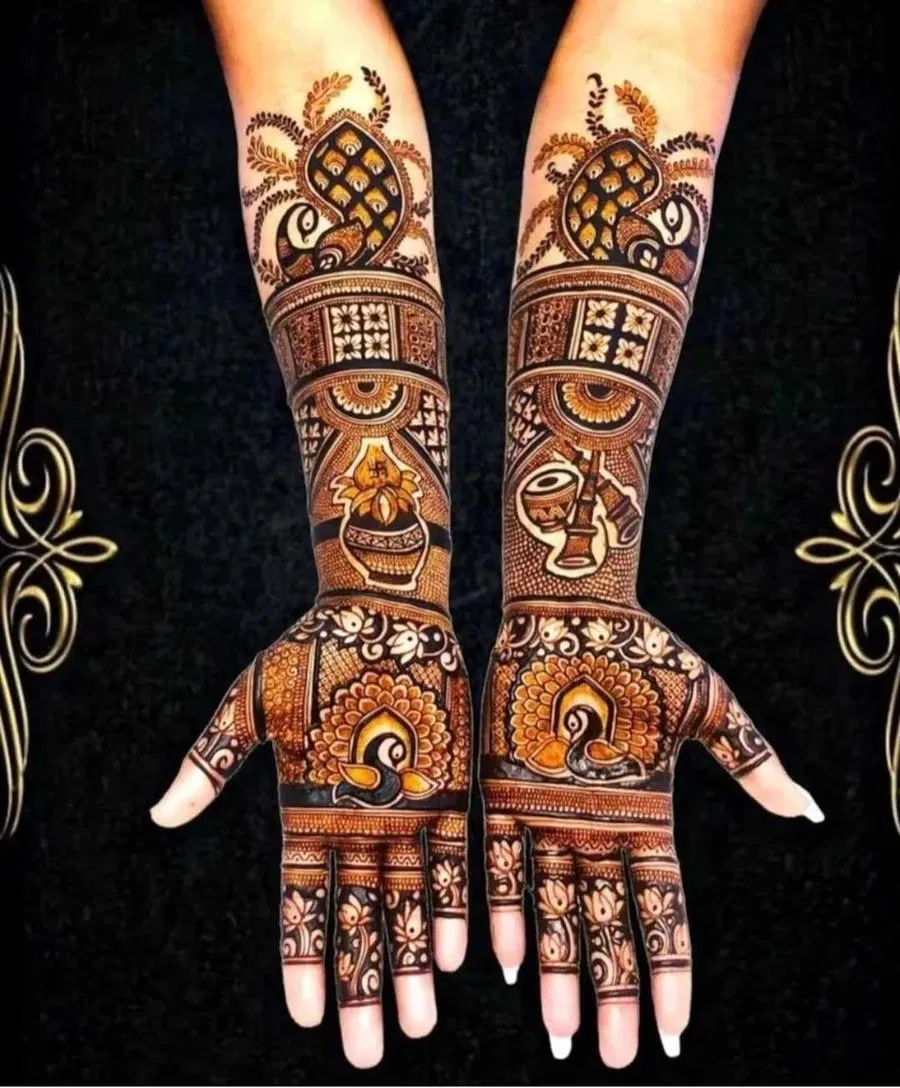 Back Hand Mehndi Design with Figures (2)