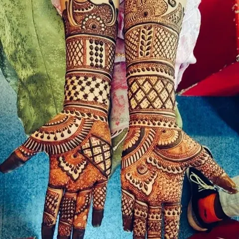 full hand mehndi design