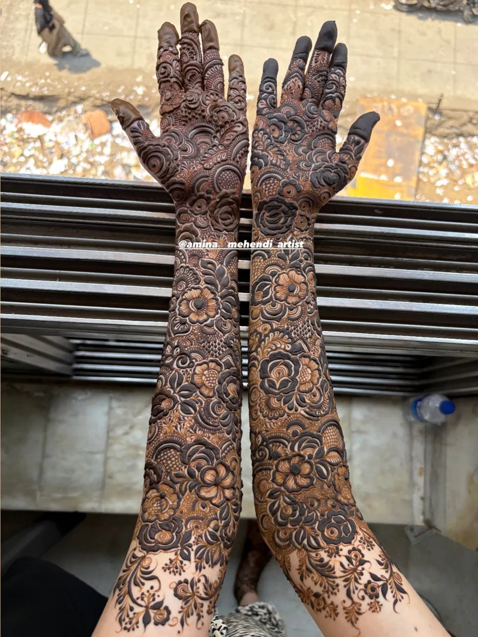 Front Hand Mehndi Design