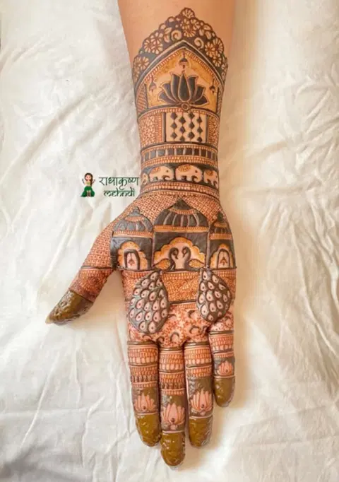 figure mehndi design