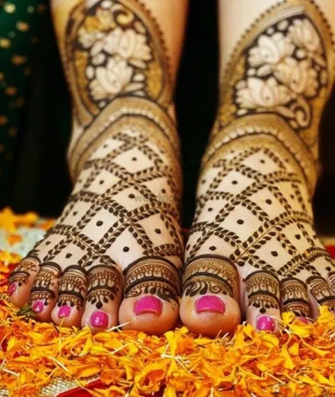 foot mehndi design