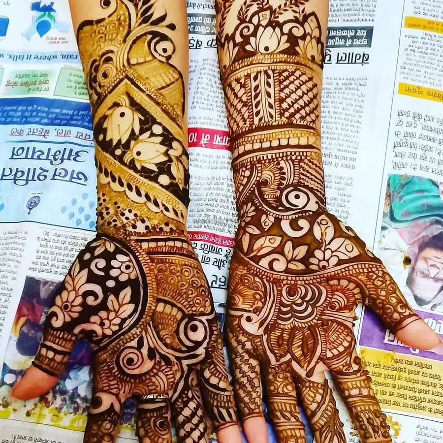 Full Hand Mehndi Design with Figures (2)