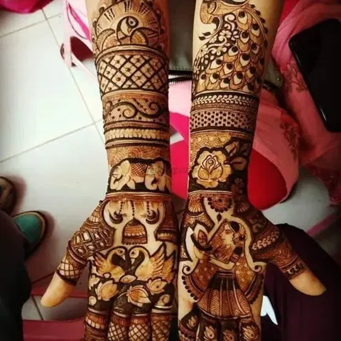 figure back hand mehndi design