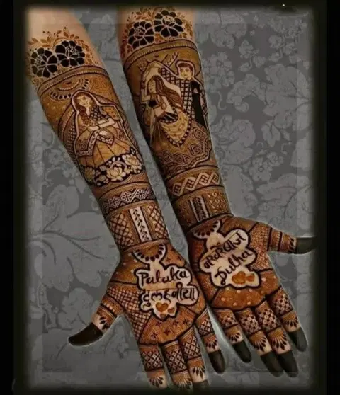 figure front hand mehndi design