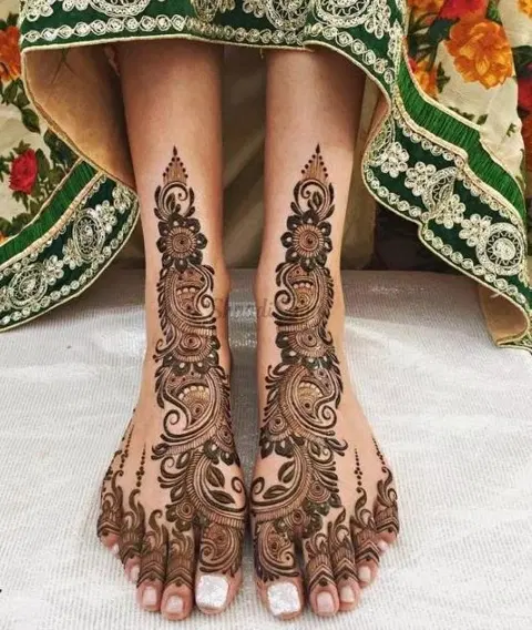 arabic foot mehndi design