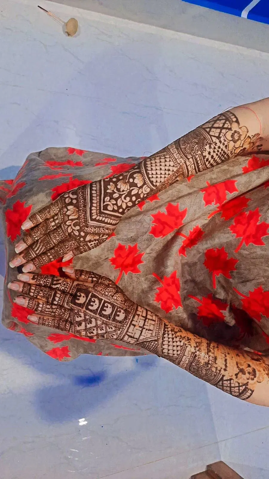 Front Hand Mehndi Design