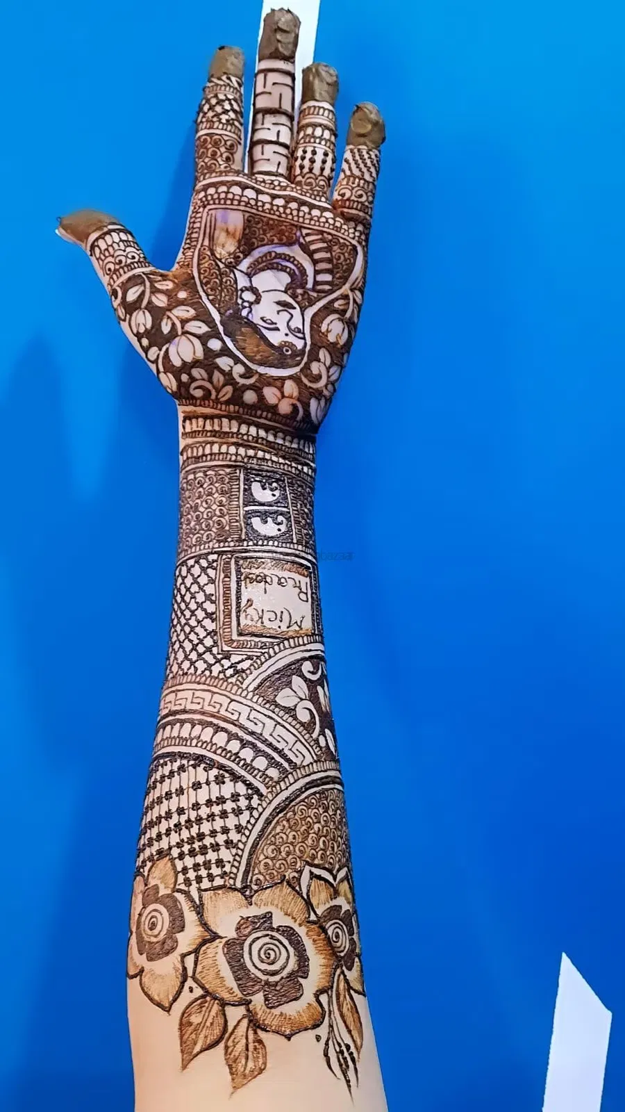 Front Hand Mehndi Design (3)