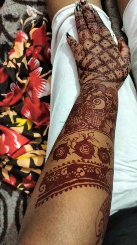 full hand mehndi design