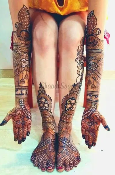 Full Hand Mehndi Design with Figures and Hearts (8)