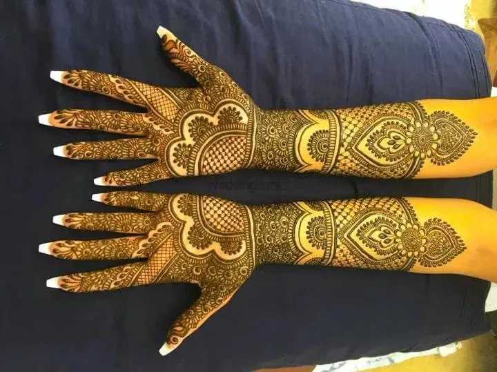 Full Hand Mehndi Design with Hearts