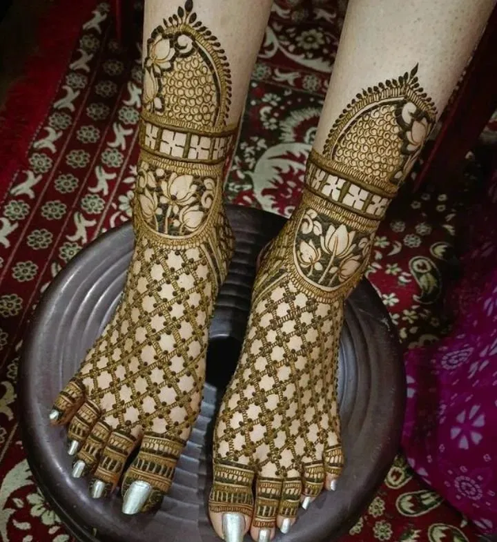 Foot Mehndi Design