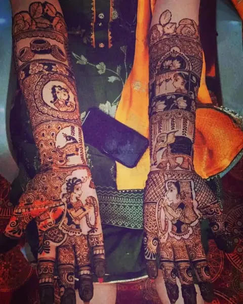figure full hand mehndi design