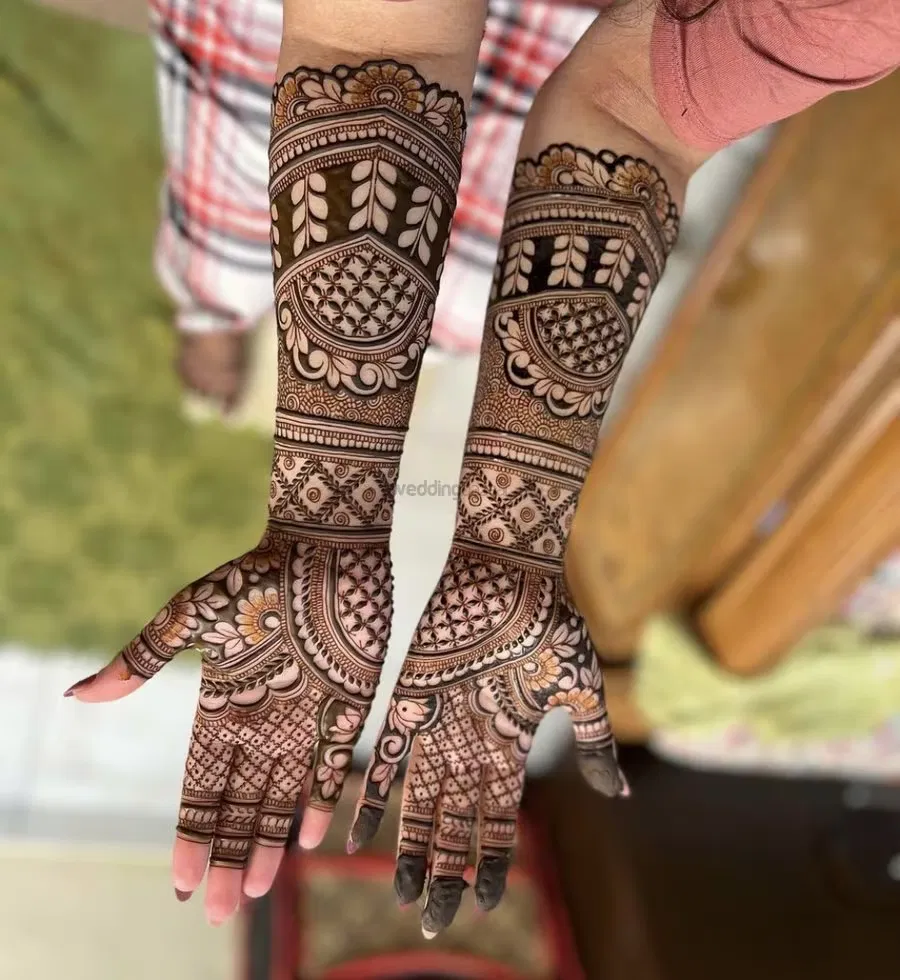 Full Hand Mehndi Design