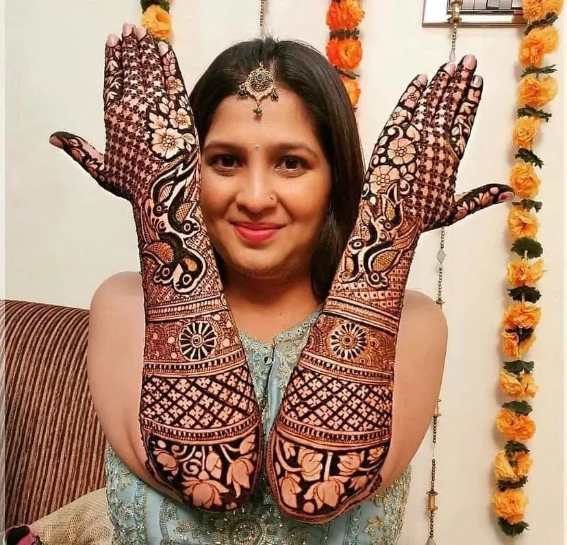 Full Hand Mehndi Design with Figures