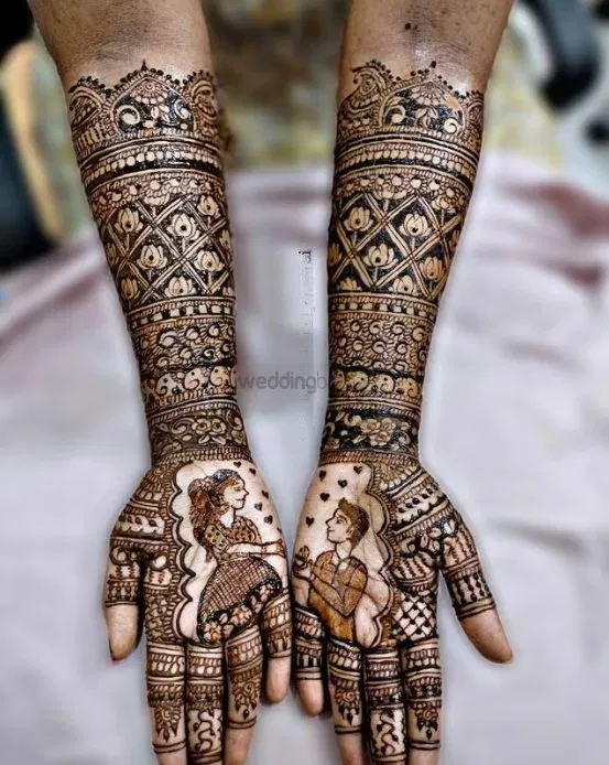 Full Hand Mehndi Design with Figures and Peacock (14)