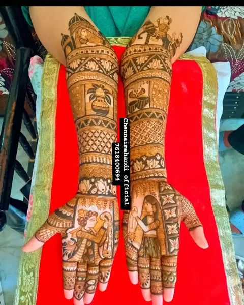 bridal figure front hand mehndi design