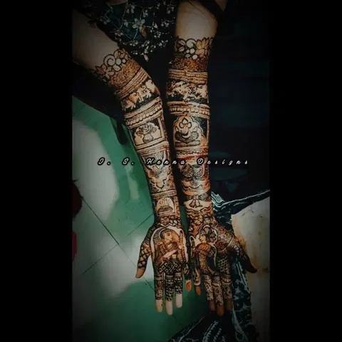 figure front hand mehndi design