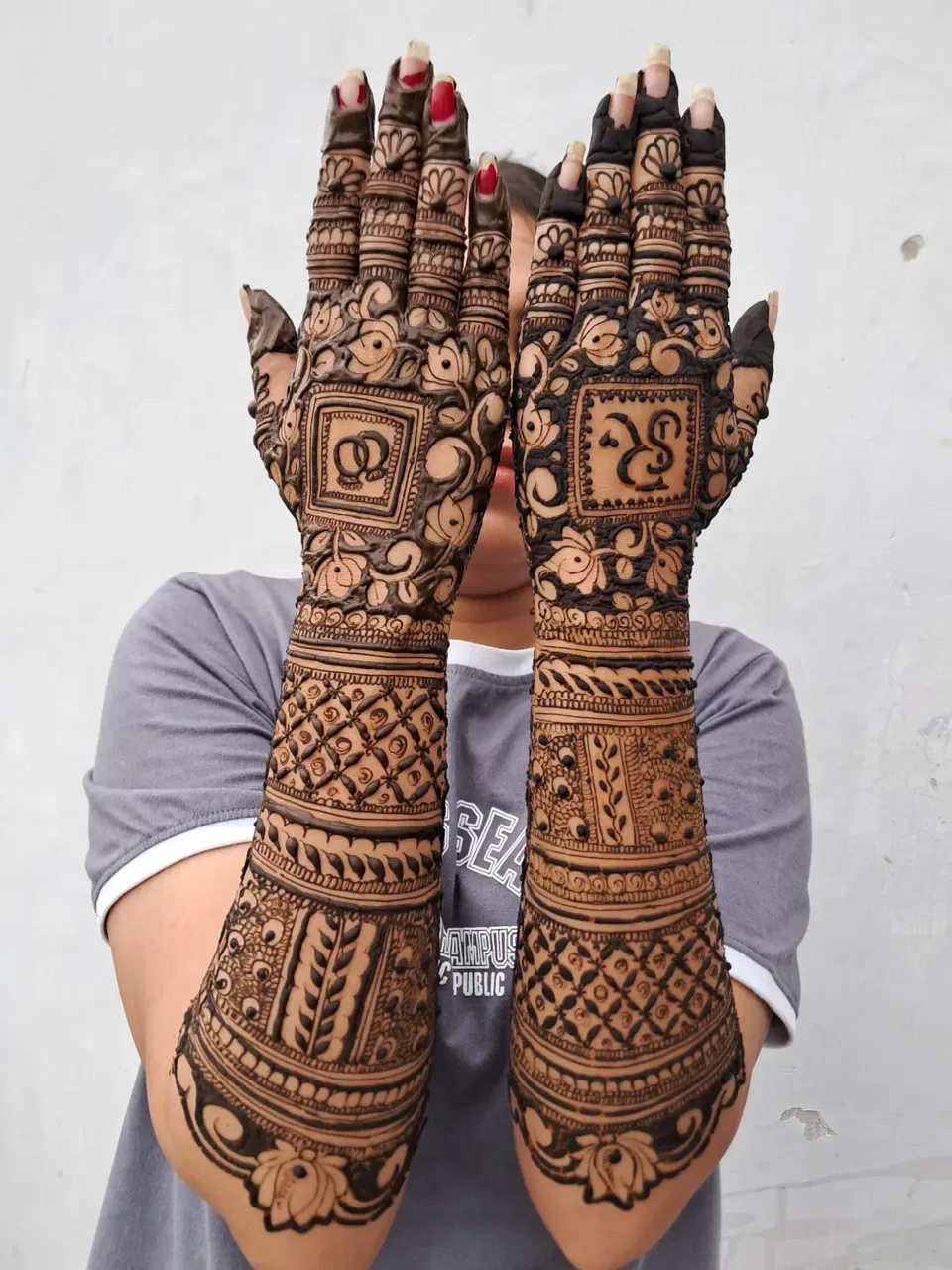 Full Hand Mehndi Design with Figures