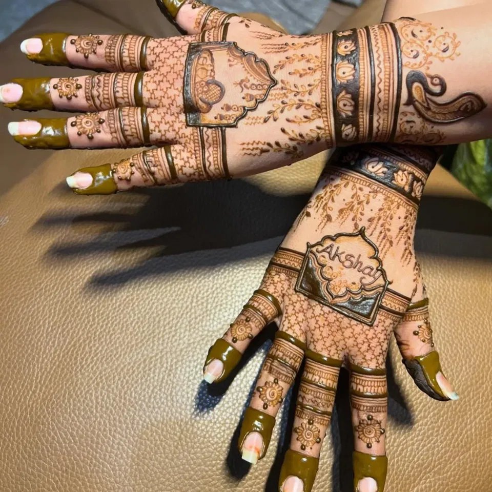 Aesthetic Bridal Mehndi Design