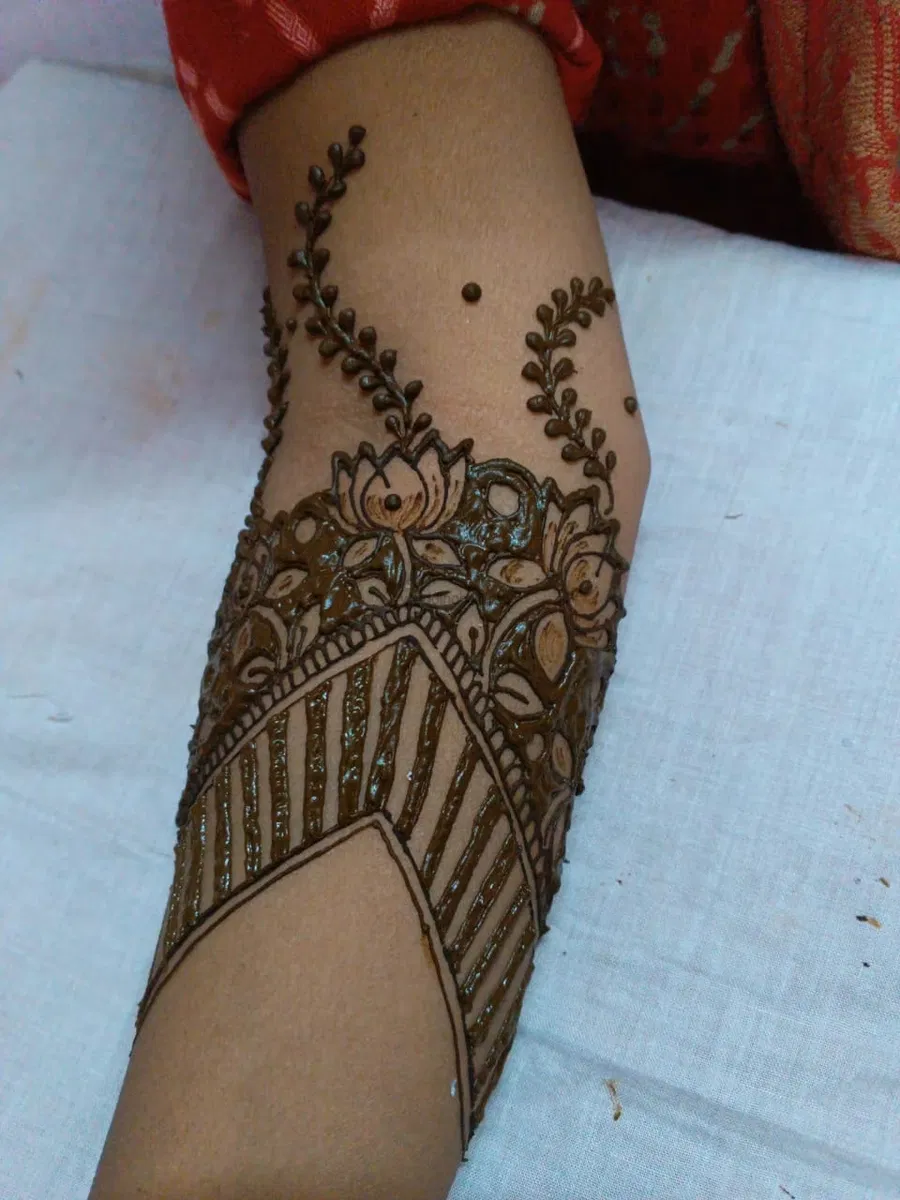Full Hand Mehndi Design with Lotus