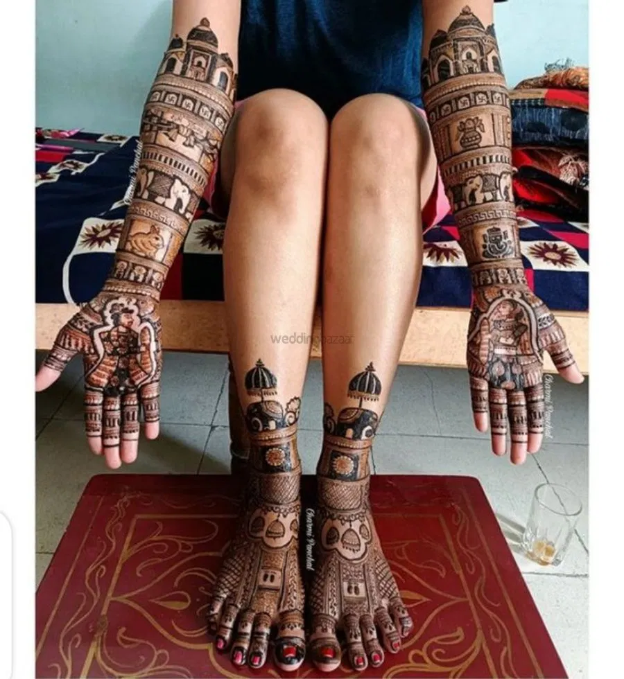 Foot Mehndi Design with Figures