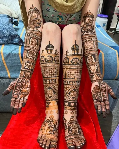 figure front hand mehndi design