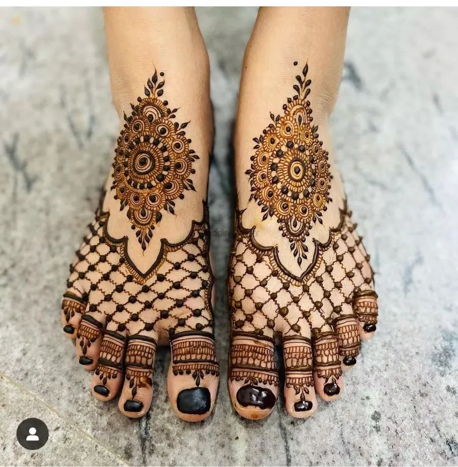 Foot Mehndi Design