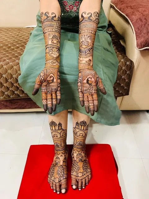 figure mehndi design