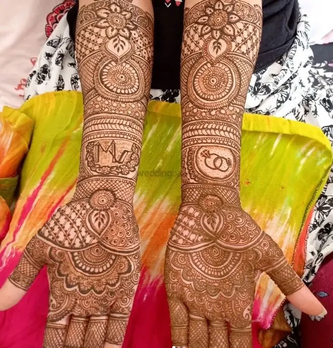 Full Hand Mehndi Design with Figures