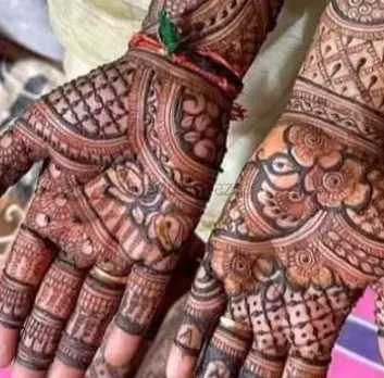 figure mehndi design