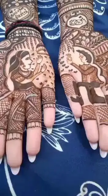 figure back hand mehndi design