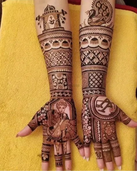 figure full hand mehndi design
