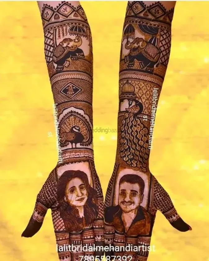 Foot Mehndi Design with Figures