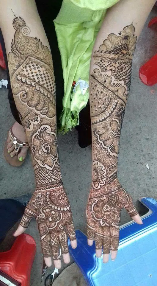 Front Hand Mehndi Design with Figures and Hearts