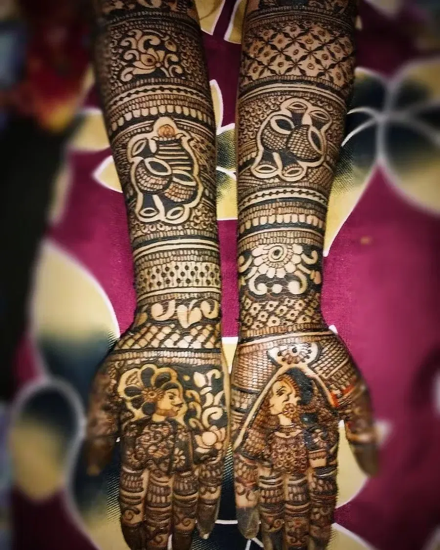 Full Hand Mehndi Design with Figures