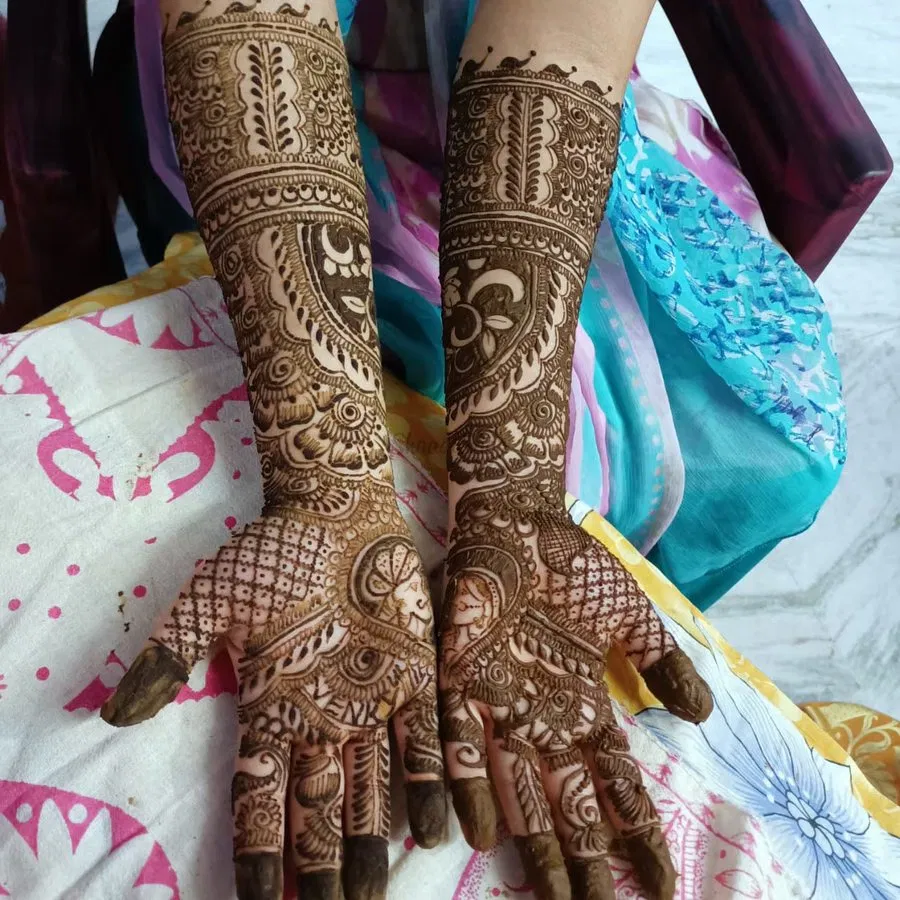 Full Hand Mehndi Design with Figures