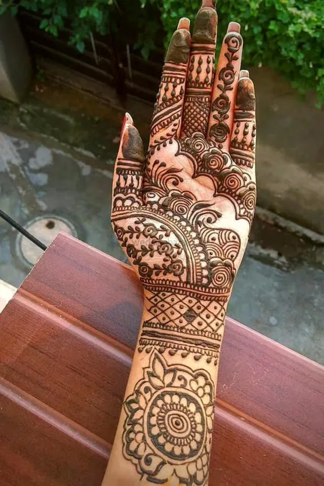 Mehndi Design (2)