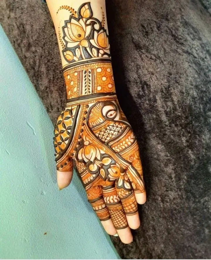 Front Hand Mehndi Design