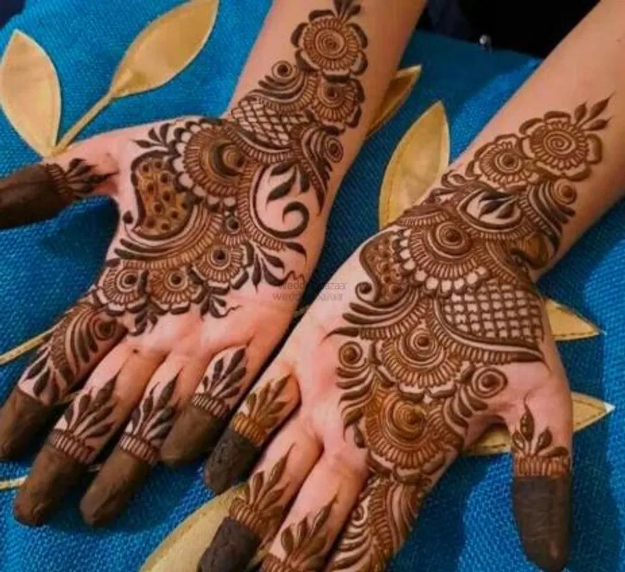 Arabic Indo-Arabic Front Hand Mehndi Design
