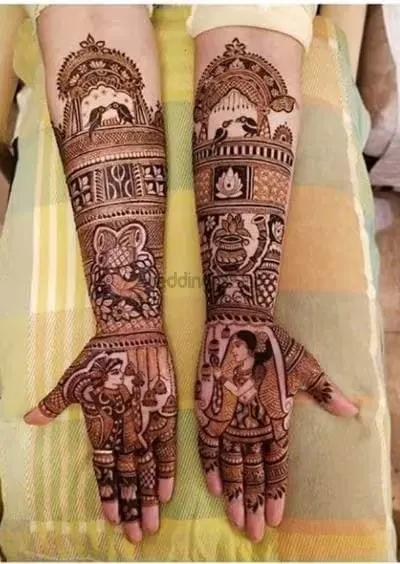 figure front hand mehndi design