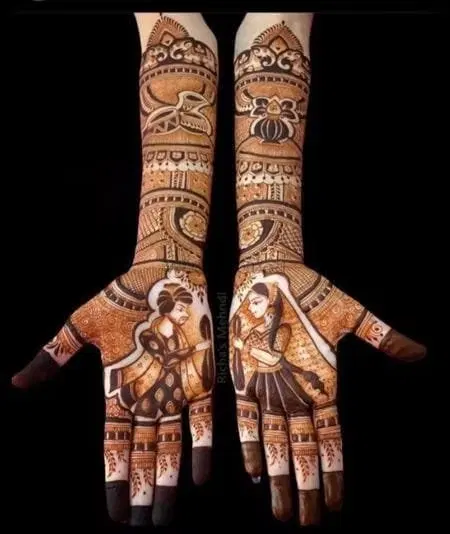figure front hand mehndi design