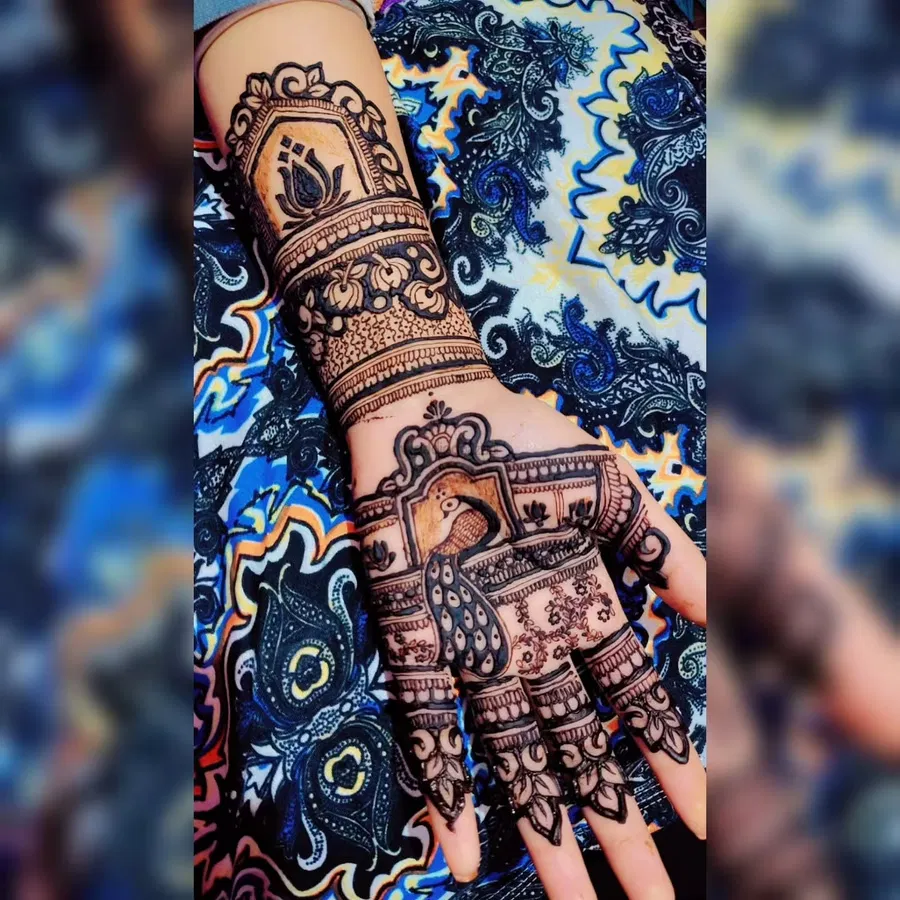 Back Hand Mehndi Design (3)