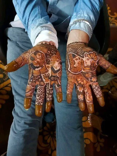 Front Hand Mehndi Design with Figures (2)